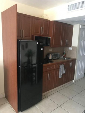 RQ Miami Beach-Florida, Sunny Isles Beach